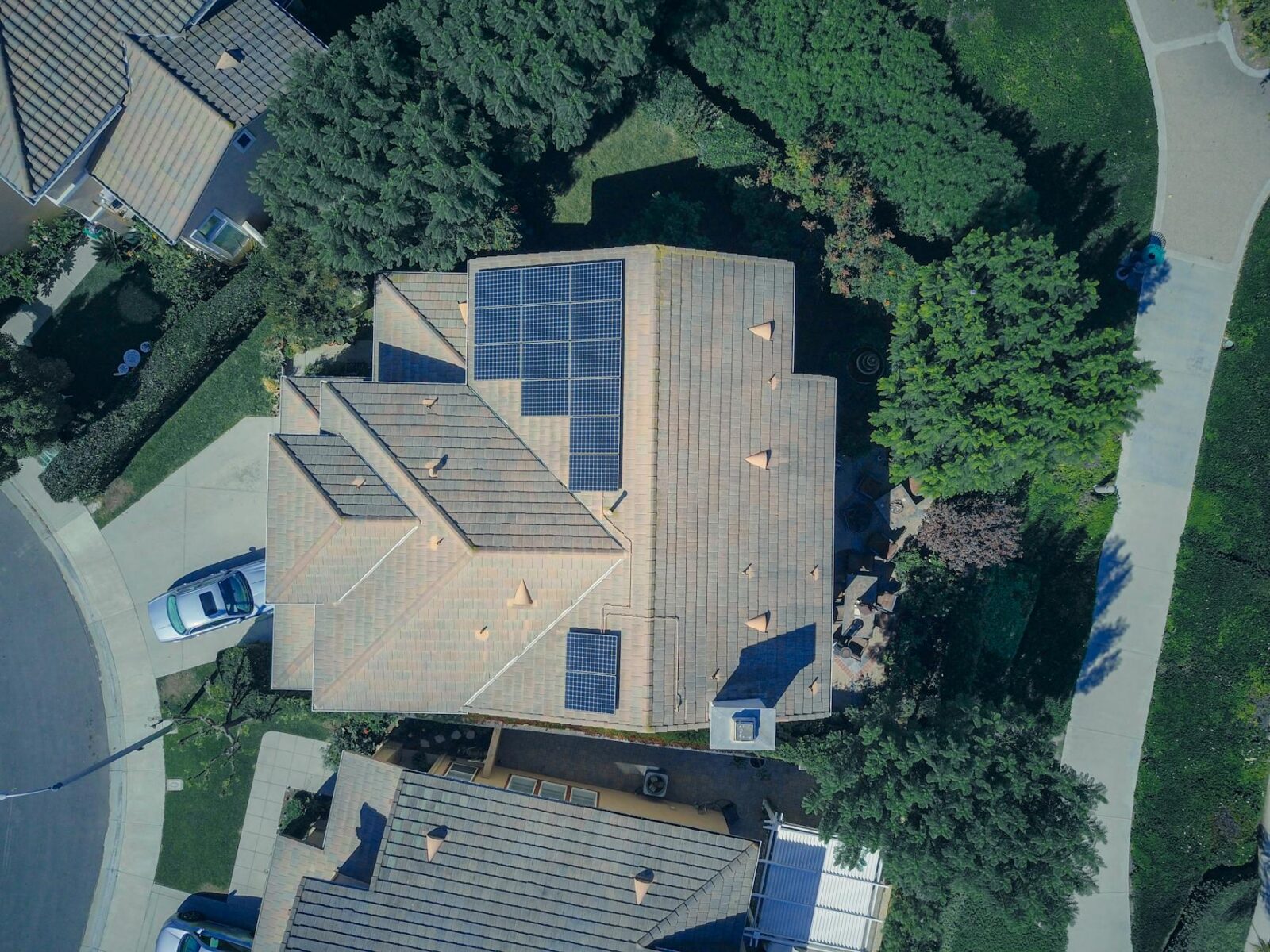 industry house roof technology How to Have an Eco-Friendly Home: Ideas to Save Money and Live Sustainably
