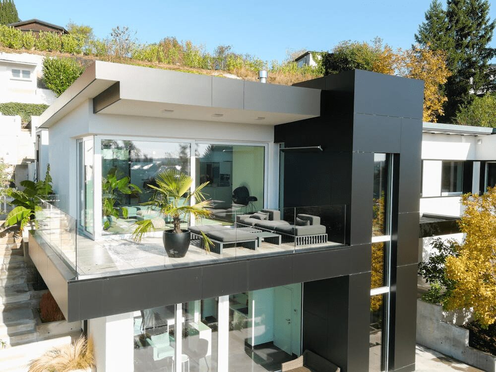 What Makes a Market “Elite”: High-End Vacation Rental Investment Hubs