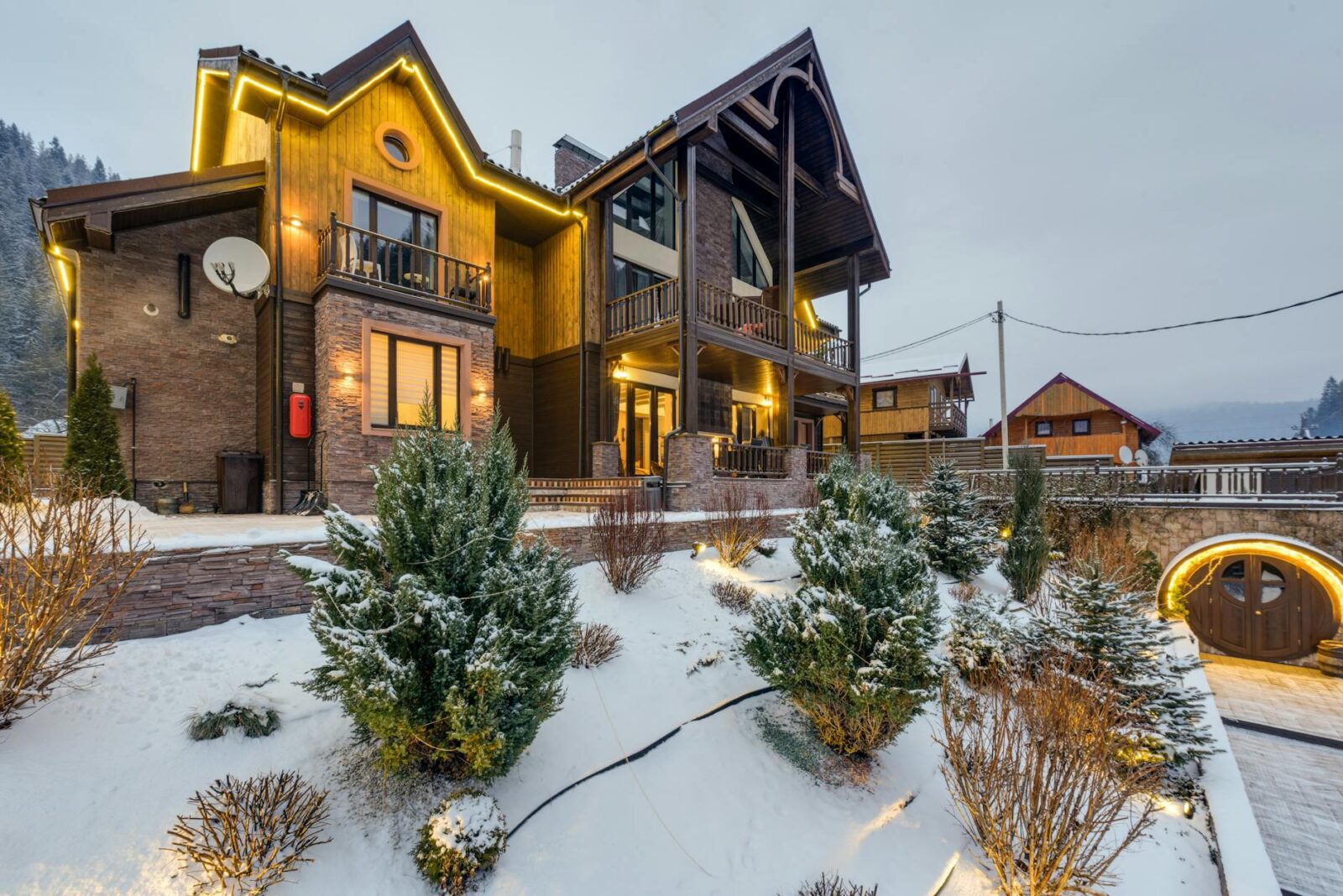 house in winter What Makes a Market “Elite”: High-End Vacation Rental Investment Hubs