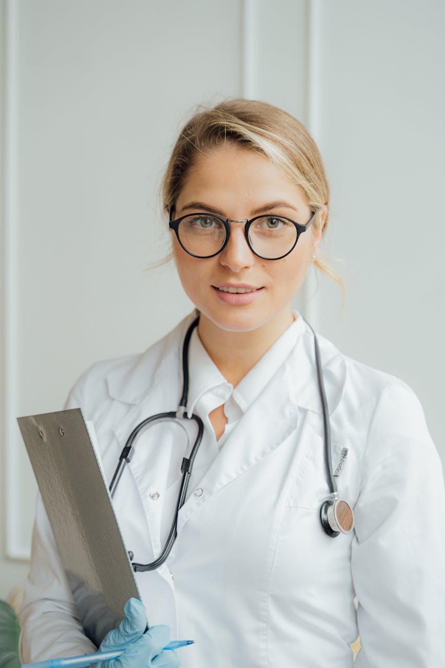 a doctor holding a clipboard Self-Diagnosis Dos and Don’ts: How to Use the Internet to Your Advantage