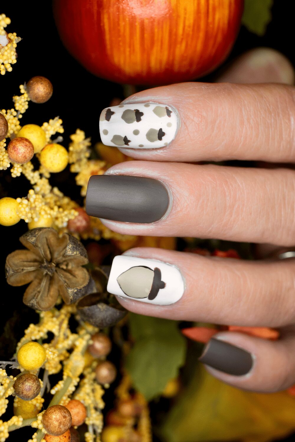 150+ Stunning Fall Nails Ideas to Inspire Your Next Manicure